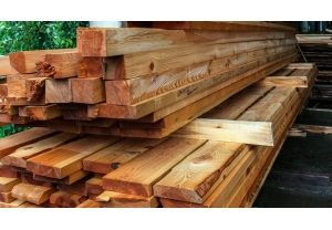 木包(bao)裝箱選擇時(shí)要注意的細(xi)節